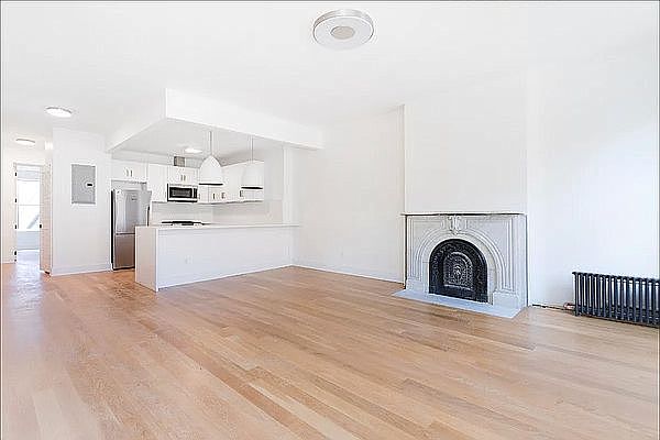 1st image of 164 Court St #2