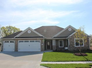 5410 Steeplechase Dr, Columbia, MO 65203
