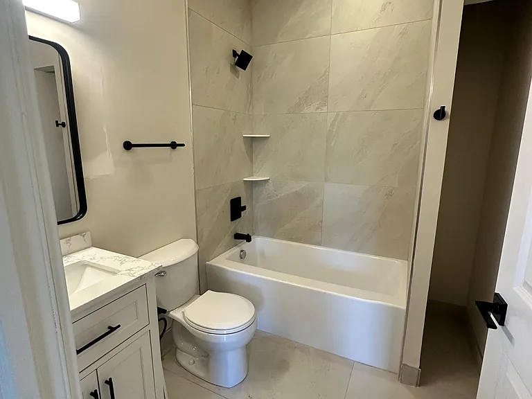 3984 Commonwealth St — Photo 10