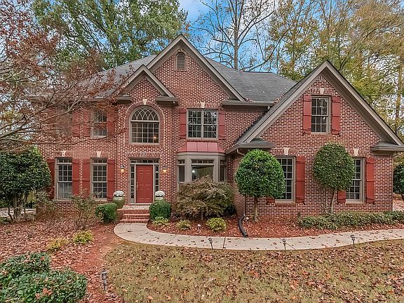 2nd image of 5026 Staverly Ln