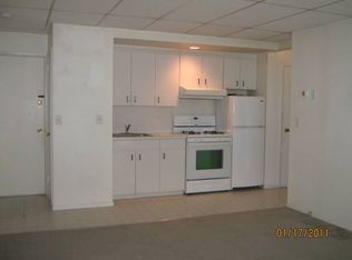 13 Alhambra Rd APT 1, Massapequa, NY 11758