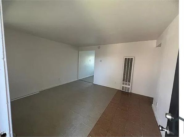 1860 Ethan Way APT 12