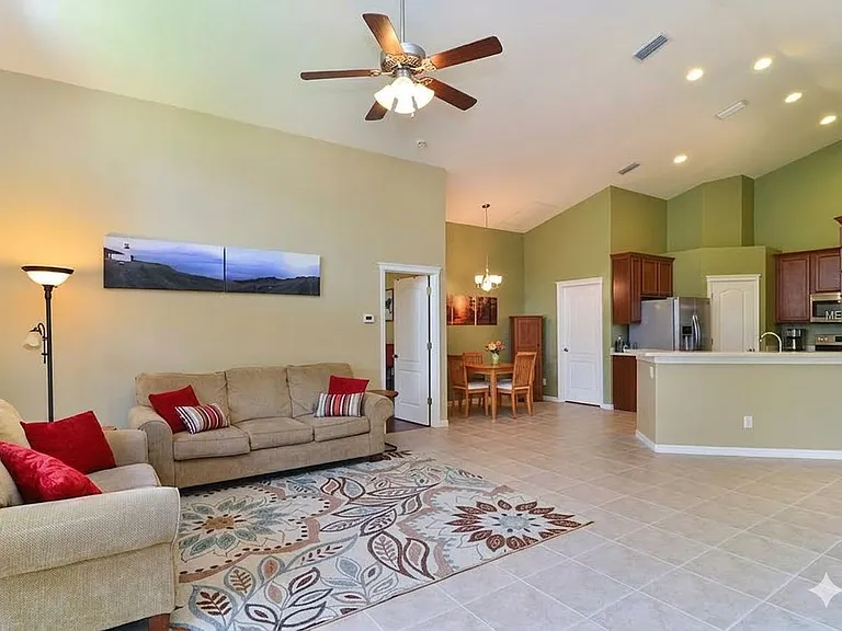 8217 Canyon Creek Way — Photo 4