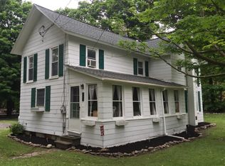 2449 E River Rd, Cortland, NY 13045