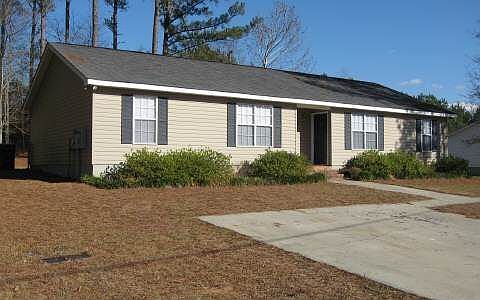 2nd image of 2367 River Ridge Rd NE
