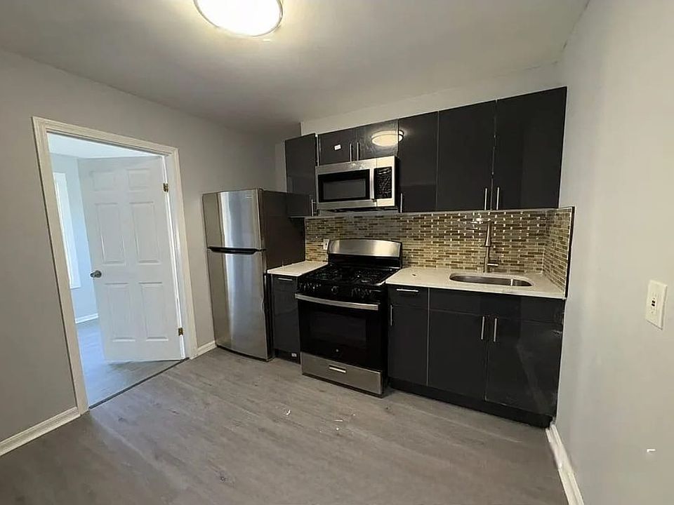 1st image of 292 Woodworth Ave APT 3
