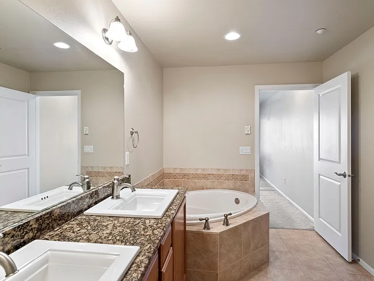 3614 Portage Ln #201 — Photo 10