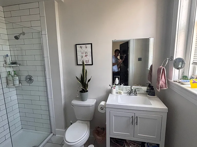 411 N Allen Ave #3 — Photo 20