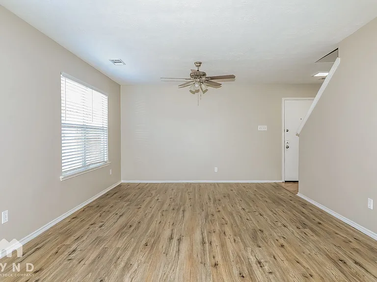 33119 Cottonwood Bnd — Photo 4