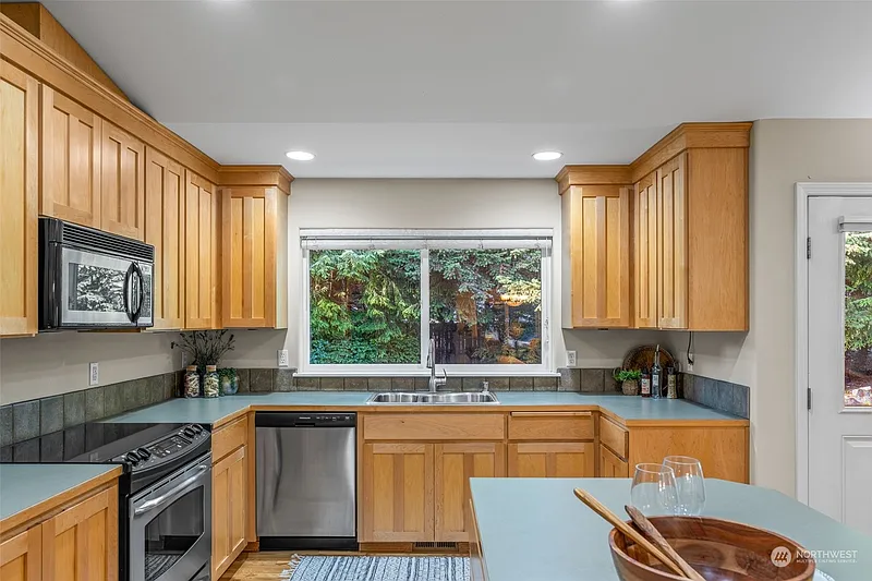 Thumbnail 14