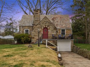 3230 Arapahoe Rd, Pittsburgh, PA 15241