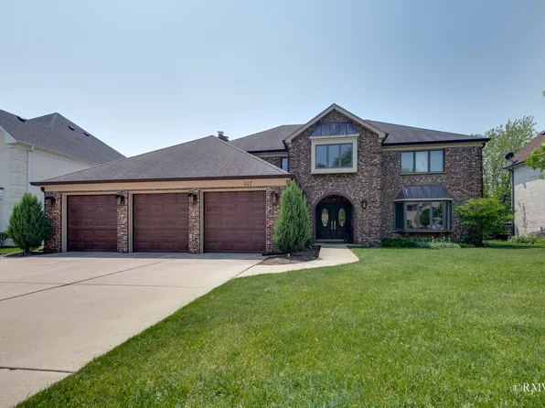 147 Founders Pointe S, Bloomingdale, IL 60108