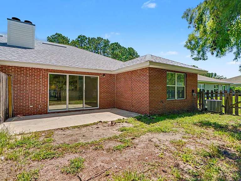 90 Buttonworth Dr #A — Photo 37