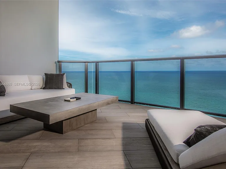 18555 Collins Ave #2601 — Photo 20