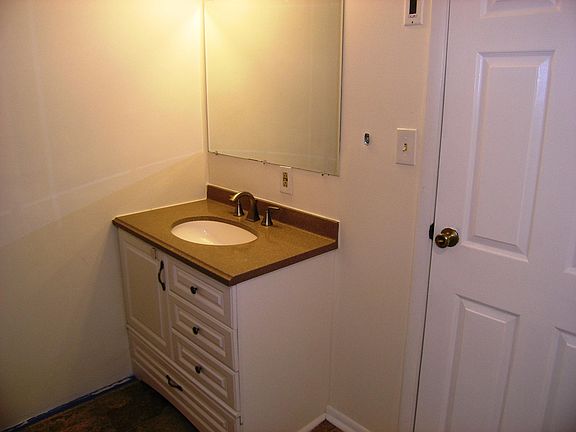 5th image of 4334 Thistlewood Ter