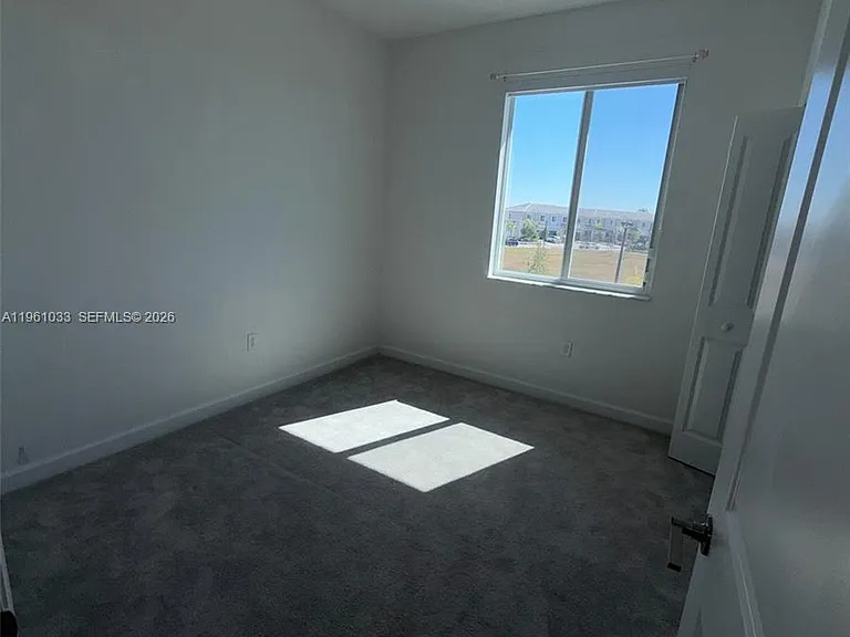 679 SE 13th Street Cir #679 — Photo 18