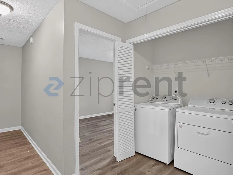 3542 Brookstone Way — Photo 33