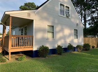 22 Lighthouse Ln, Deltaville, VA 23043