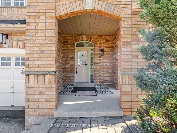 4th image of 33 Sewells Ln