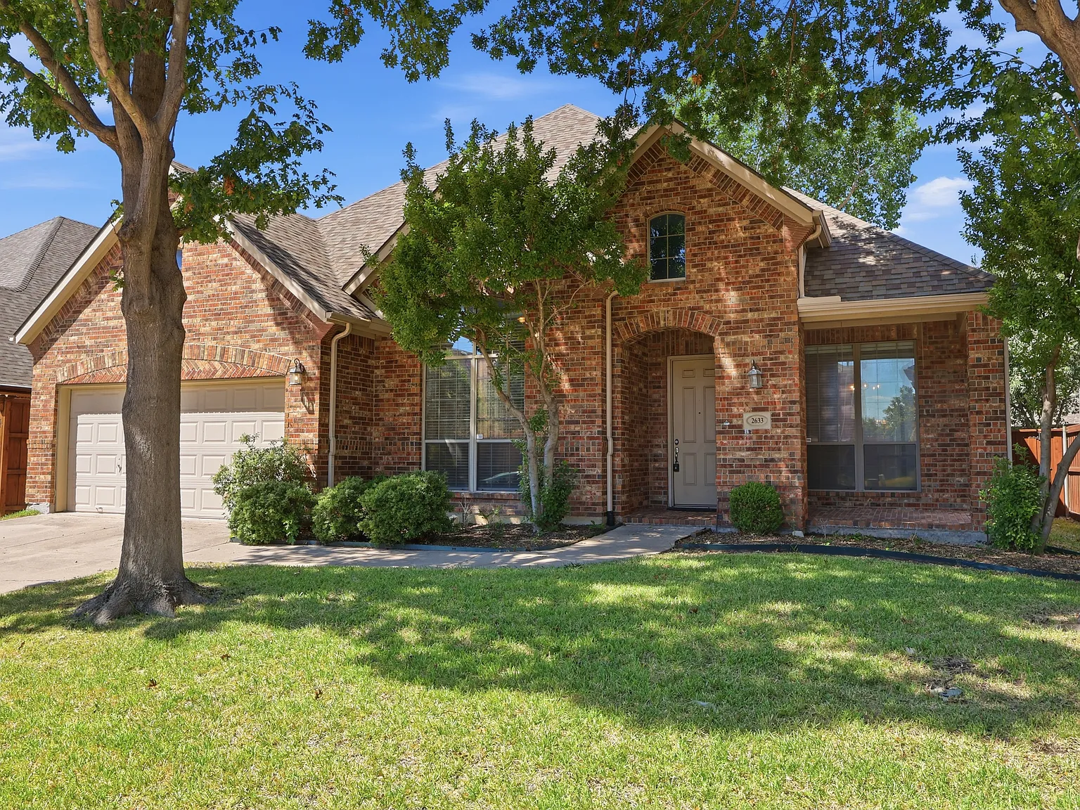 4 bed, 2623 sqft, $2,500 — Photo 1
