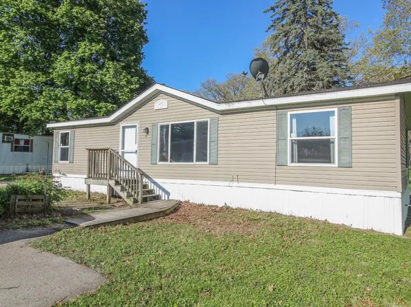 N3525 Trieloff Road #11, Fort Atkinson, WI 53538