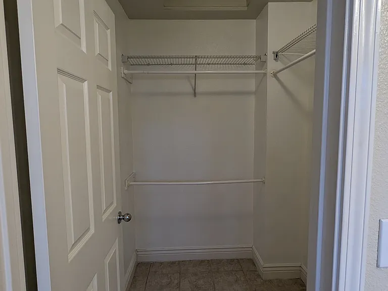 25539 Foggy Glen Dr — Photo 22
