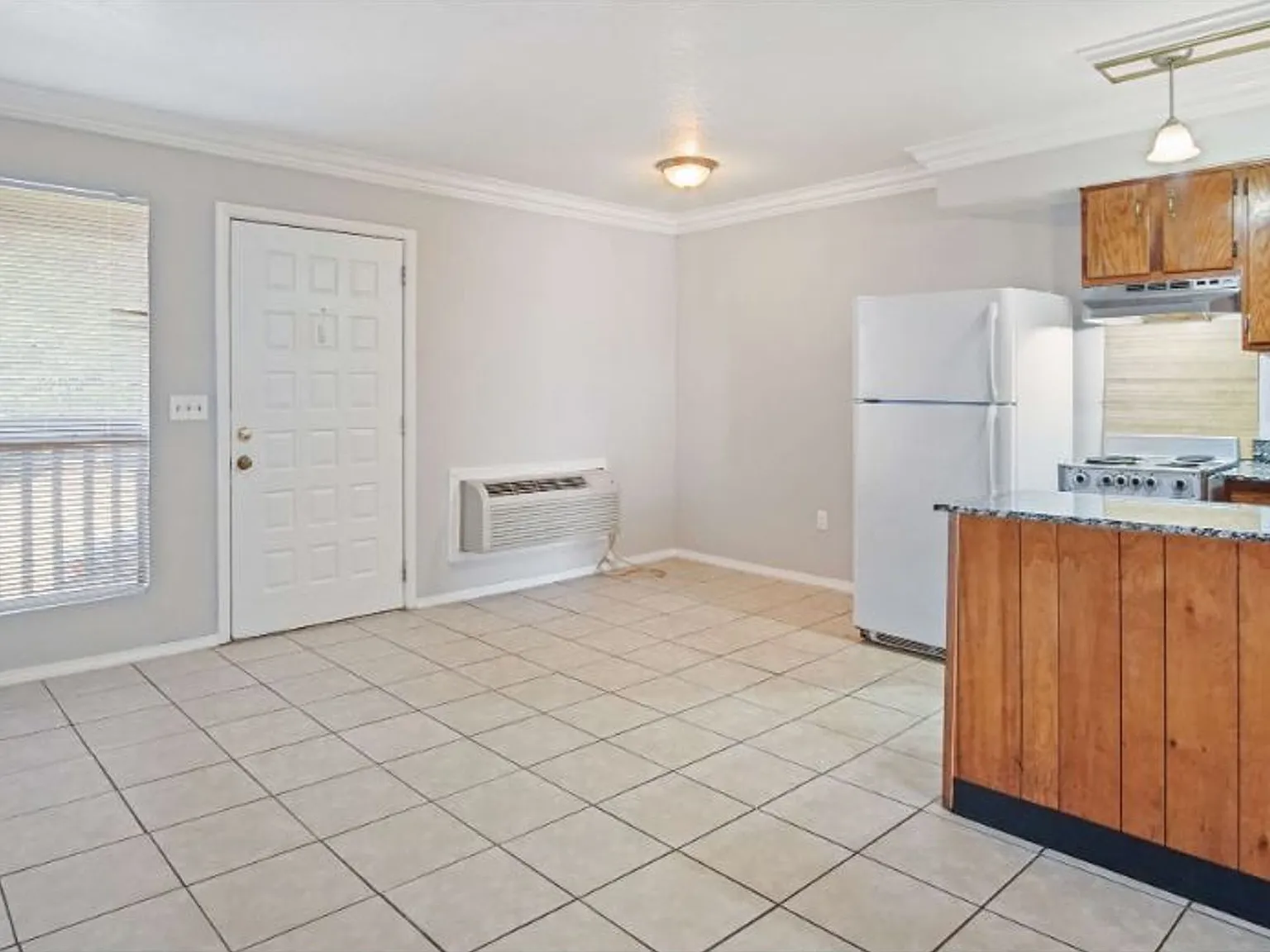 Meridian Place Apartments — Photo 2
