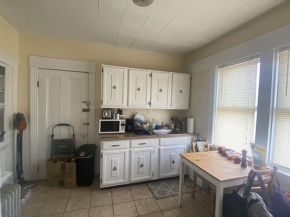 4th image of 155 Medway St APT 5