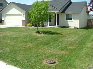 830 W Banyon St, Nampa, ID 83686