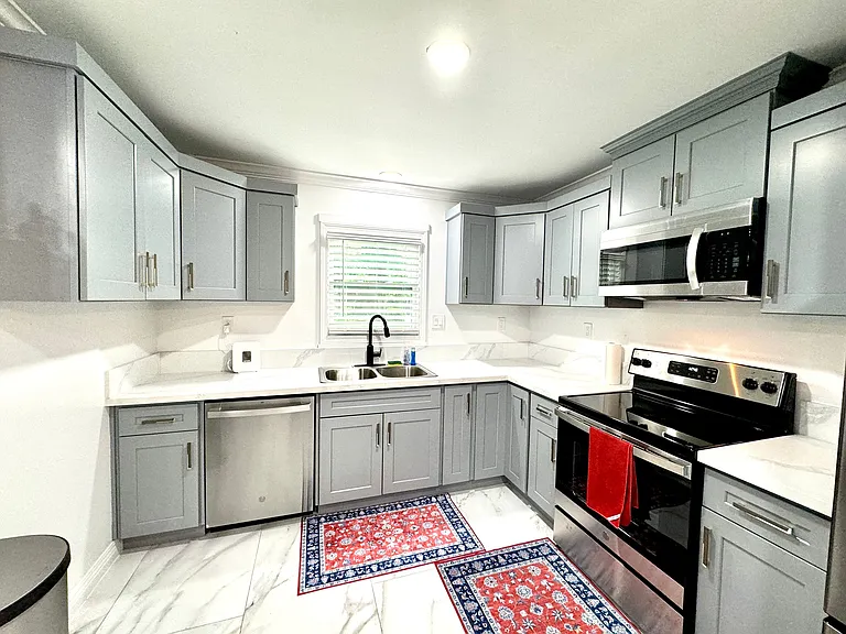 2686 Greenmill Dr — Photo 46