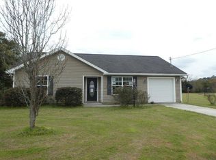 4011 Meadow Cir, Blackshear, GA 31516