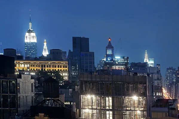 Rented by Soho Court | media 4