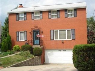 48 Julie Dr, Pittsburgh, PA 15227