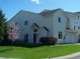 8997 Sawgrass Gln N, Maple Grove, MN 55311