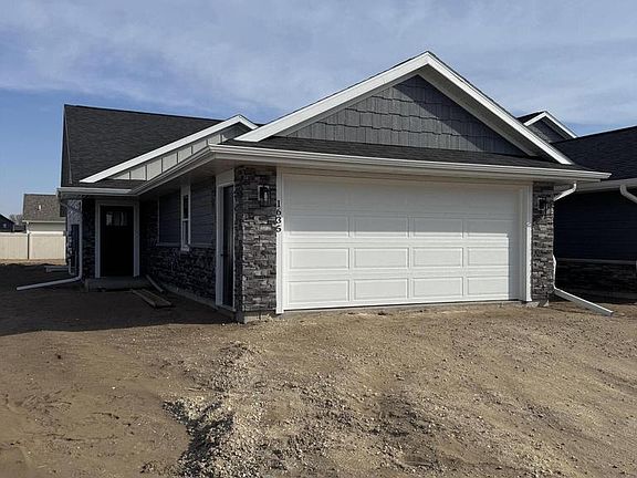 4th image of 1635 Red Clover STREET