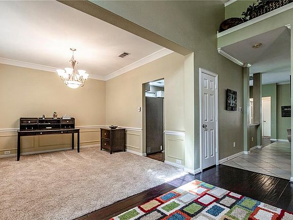 2nd image of 5713 Hilton Head Dr