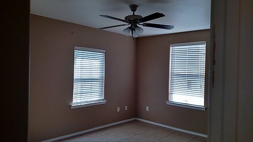 5th image of 2507 Kay Ave
