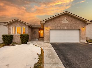 84 Kildare Ave, Loyalist, ON K7N 1Z5