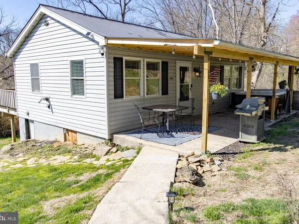 637 Oklahoma Ave, Sykesville, MD 21784