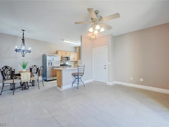 5650 E Sahara Ave Unit 2050, Las Vegas, NV 89142