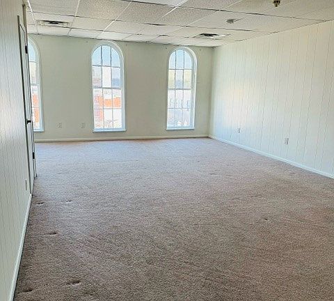 Stunning bedroom lighting.