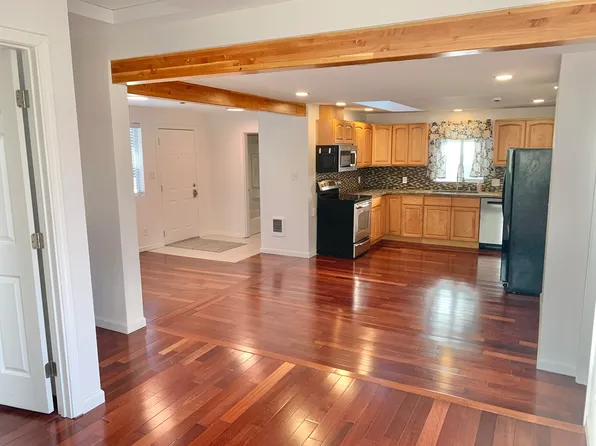 1505A 26th Ave S, Seattle, WA 98144