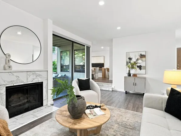 928 Wright Ave APT 1103, Mountain View, CA 94043