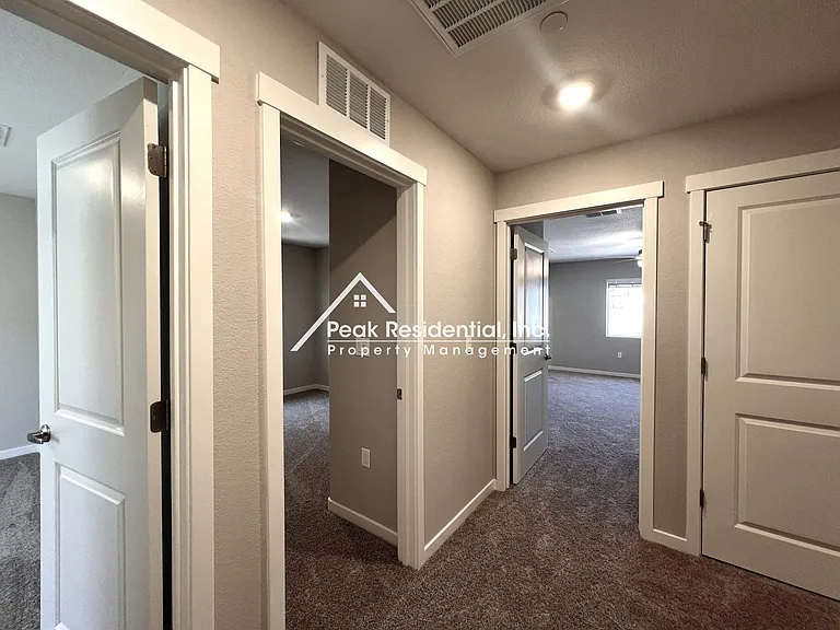 2973 Bowery Ln — Photo 13