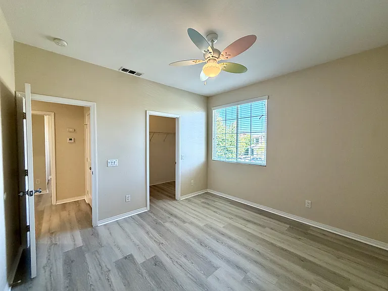40220 Emily Pl — Photo 47