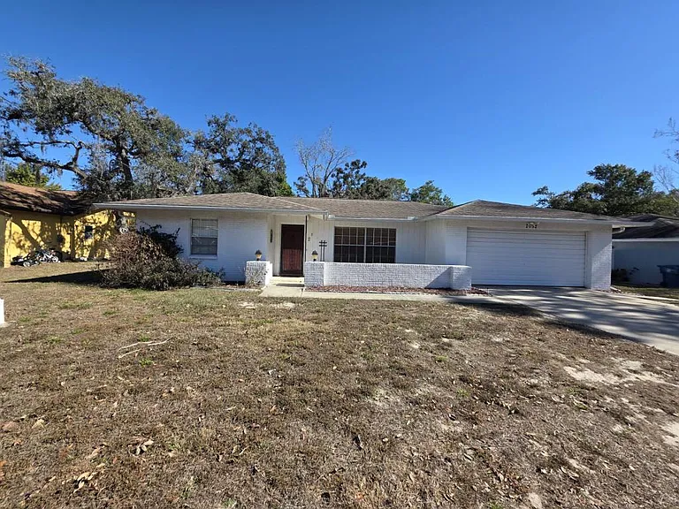 2052 Deltona Blvd — Photo 1