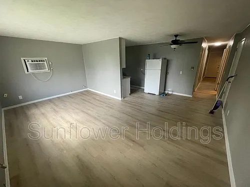822 E Vine St #4 Photo 1 822 E Vine St #4 Photo 1