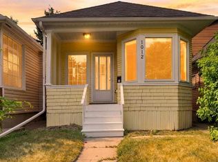 1012 SE 1st Ave NW, Calgary, AB T2N 0A7