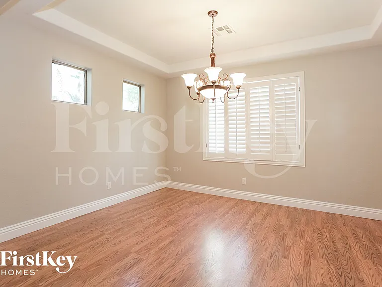 9100 Little Horse Ave — Photo 5