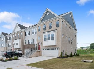 1749 Water Crossing Rd, Pikesville, MD 21208